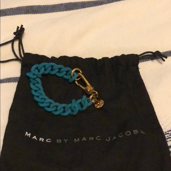 Marc Jacobs ‘Key Items’ Rubber Chain Bracelet - Picture 6 of 6